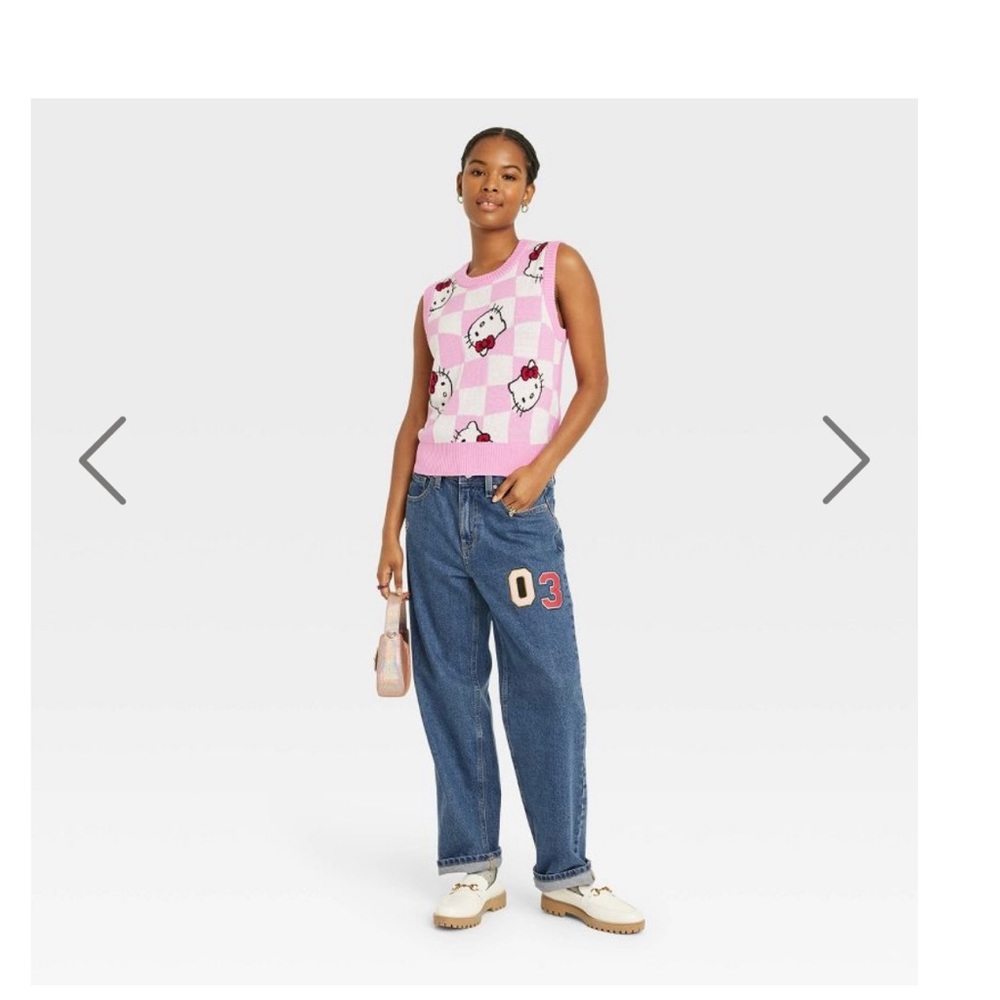 NWT HELLO KITTY Cute Sanrio checkered sweater vest size MED pink/white/black